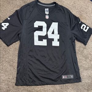 Nike NFL Men's Black and White Raiders Jersey #24 Lynch
XXL